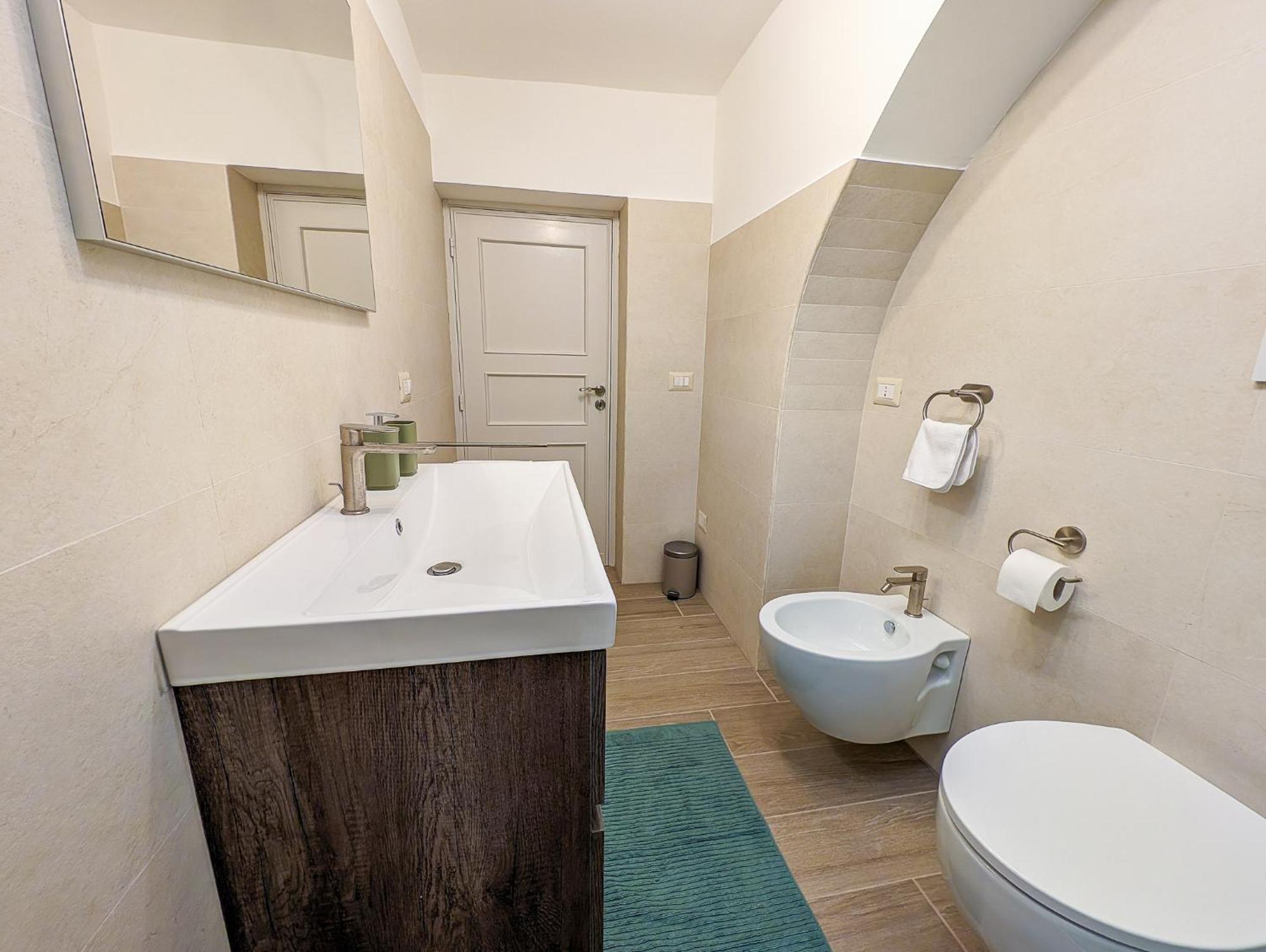 Nonna Chiara Apartment โลโกโรตอนโด ภายนอก รูปภาพ