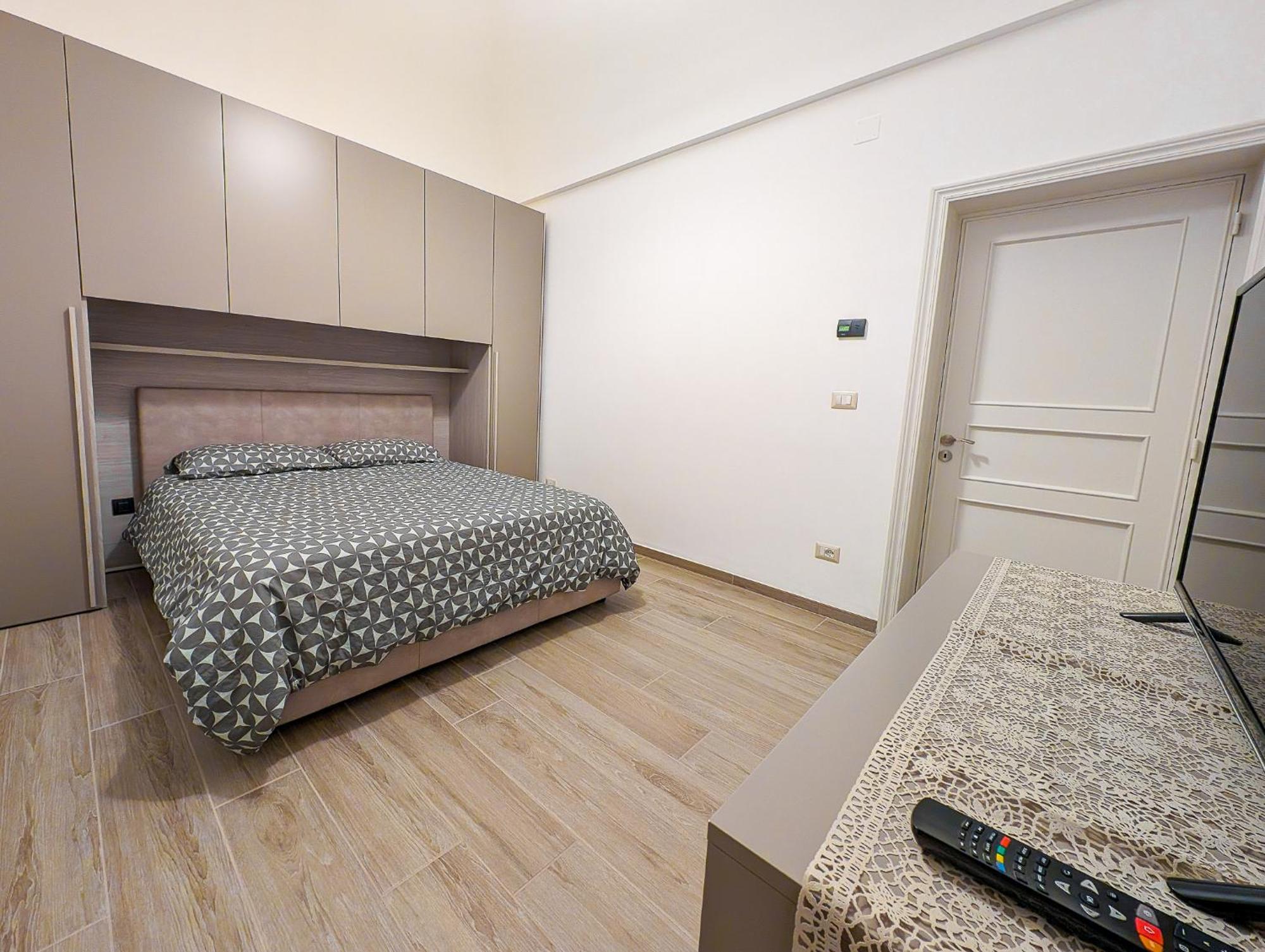 Nonna Chiara Apartment โลโกโรตอนโด ภายนอก รูปภาพ